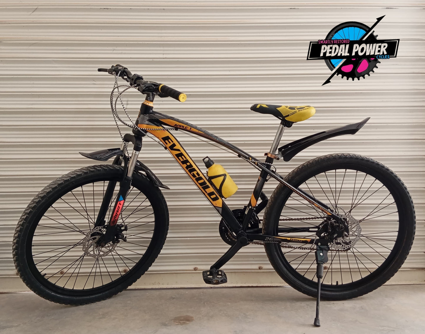 BICYCLE 26 Size Ever Gold Original