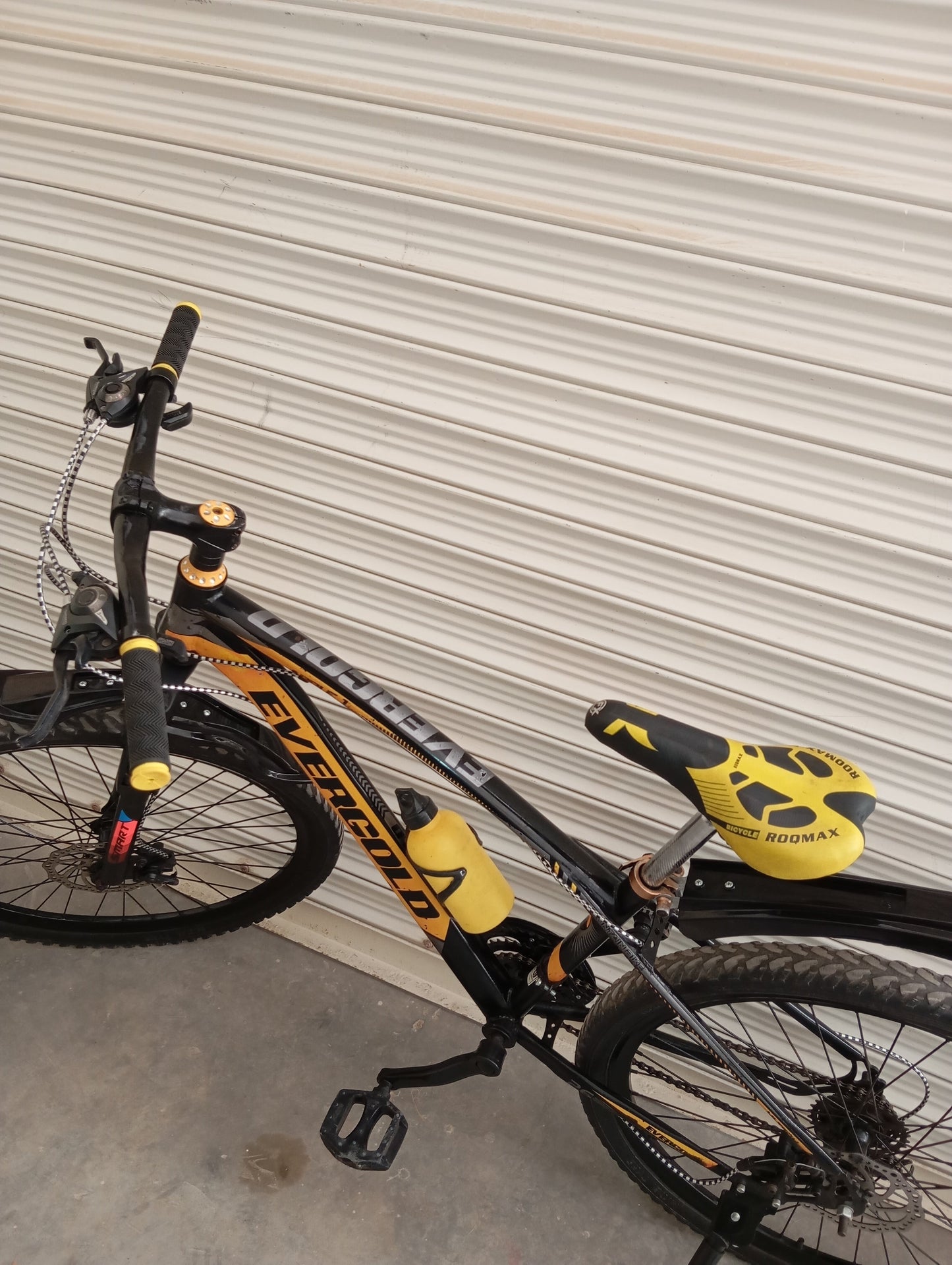 BICYCLE 26 Size Ever Gold Original