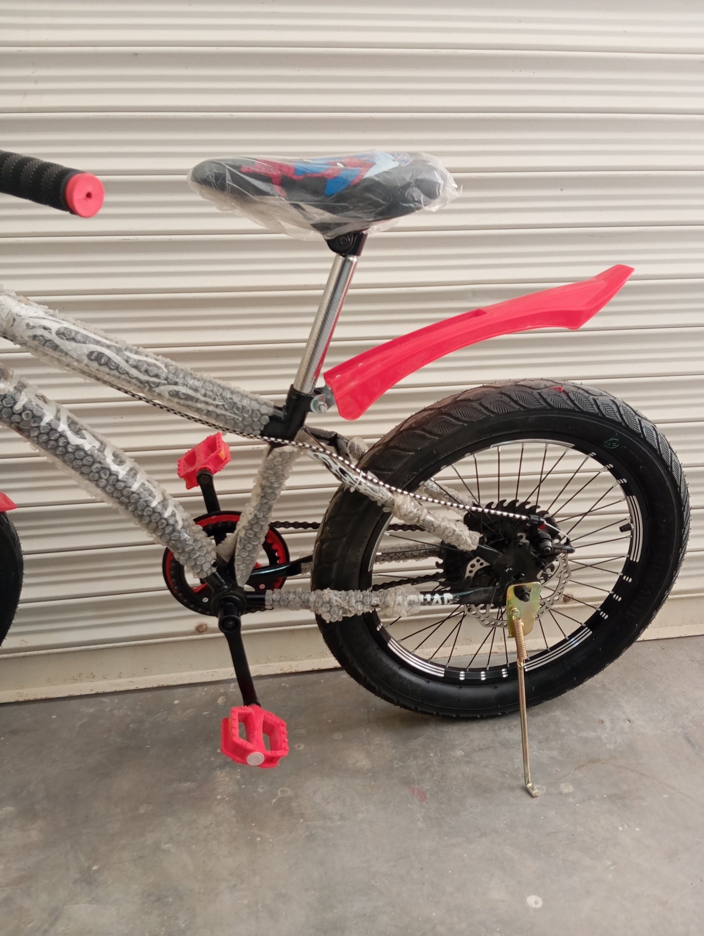 BICYCLE 20 Size With Gears and Jumps